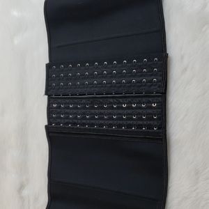 Ladies Plus Size girdle, waist trainer, corset in size 6XL Latex Core